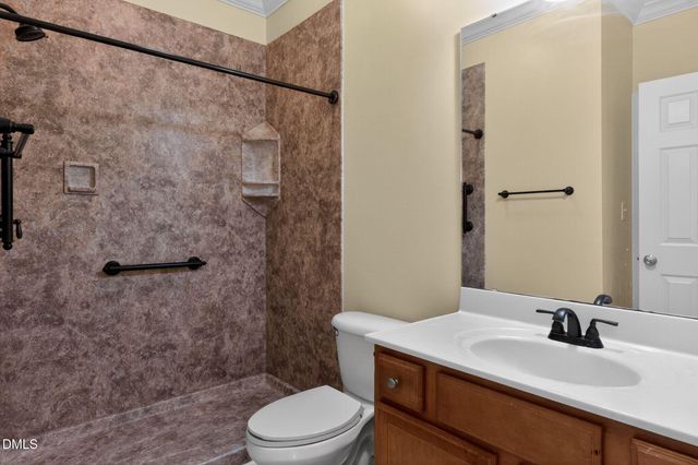 108 Shadow Oak Lane, Fayetteville, NC 28303