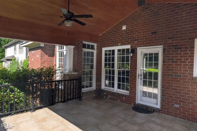 108 Shadow Oak Lane, Fayetteville, NC 28303