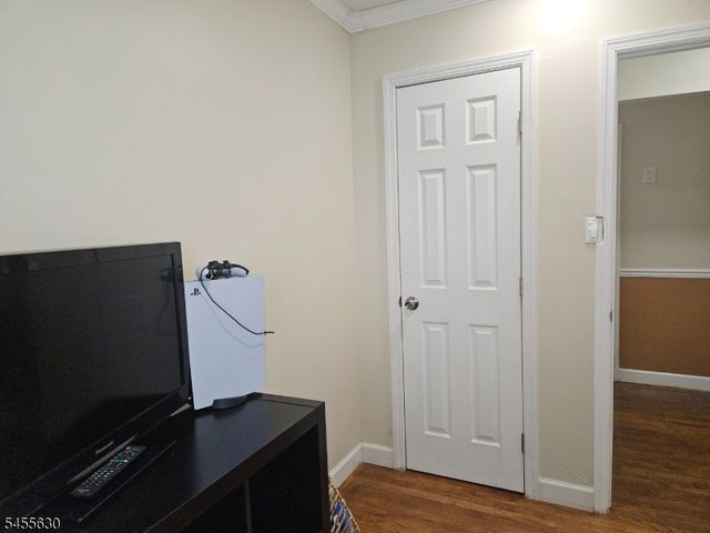 1 Snapper Ave, South River Boro, NJ 08882