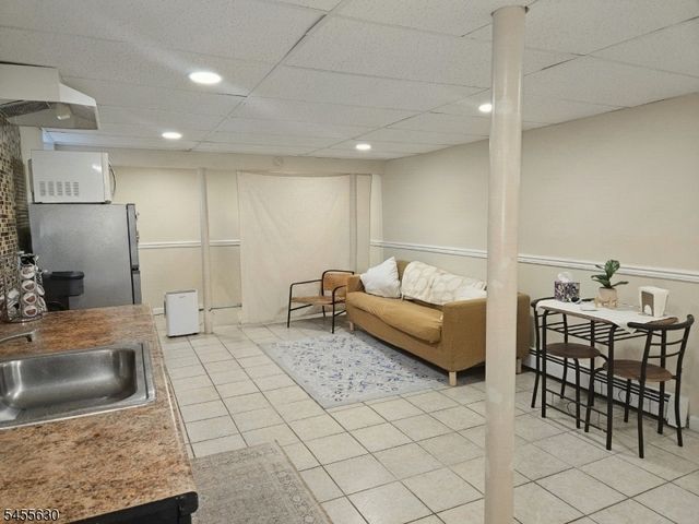 1 Snapper Ave, South River Boro, NJ 08882