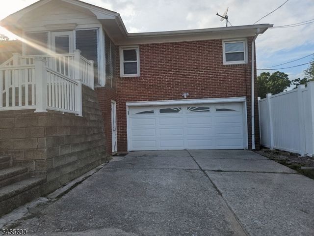 1 Snapper Ave, South River Boro, NJ 08882