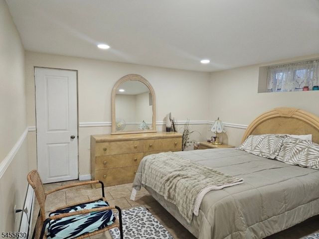 1 Snapper Ave, South River Boro, NJ 08882