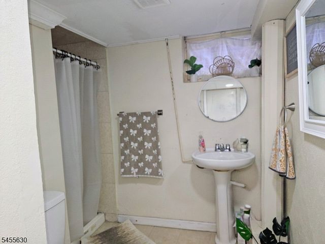 1 Snapper Ave, South River Boro, NJ 08882