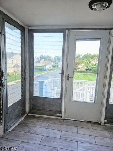 1 Snapper Ave, South River Boro, NJ 08882