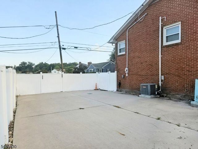 1 Snapper Ave, South River Boro, NJ 08882