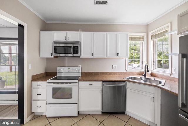 6666 VALLEY PIKE, Middletown, VA 22645