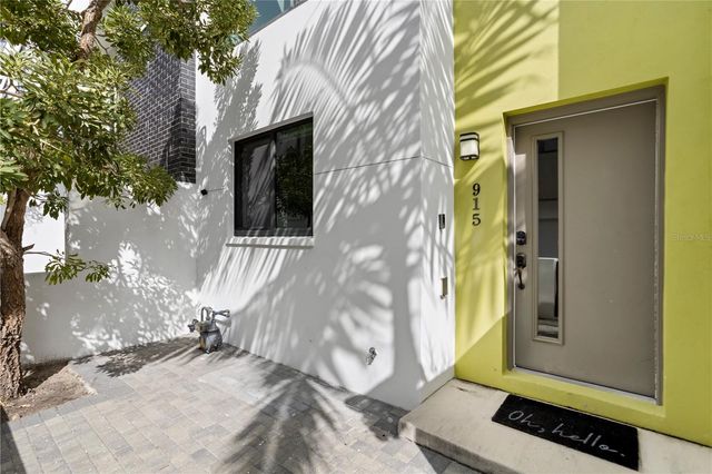 915 ARLINGTON AVENUE N, St Petersburg, FL 33705