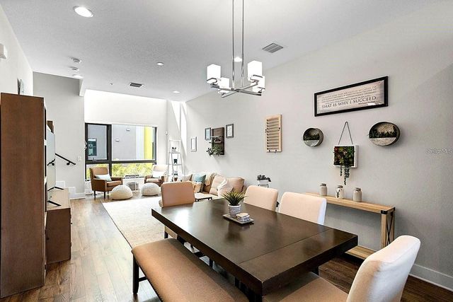 915 ARLINGTON AVENUE N, St Petersburg, FL 33705