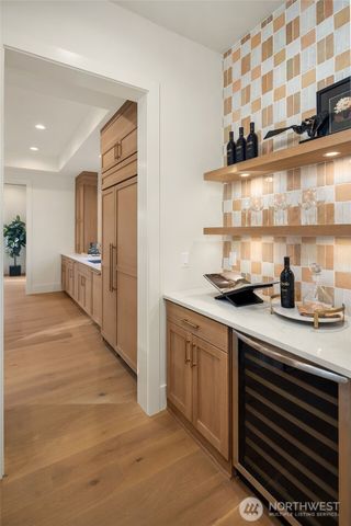 3829 142nd Place SE, Bellevue, WA 98006