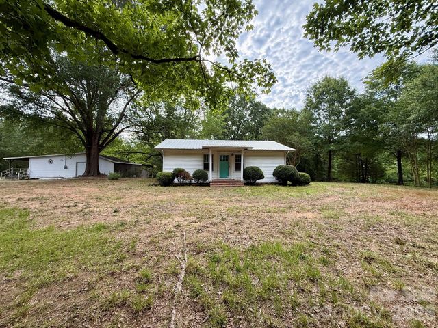 5059 Brown Creek Church Road, Wadesboro, NC 28170