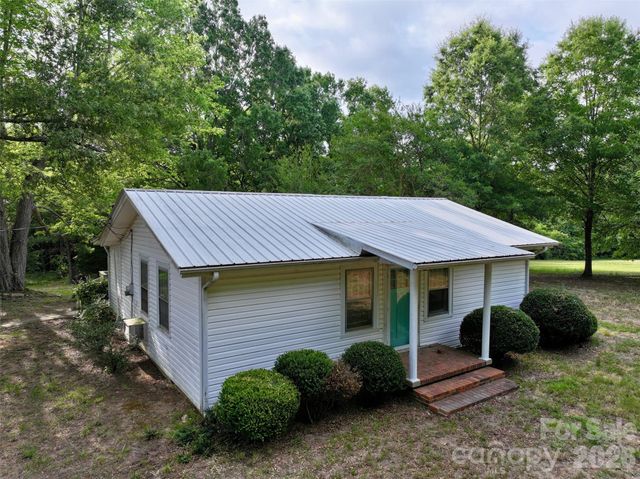 5059 Brown Creek Church Road, Wadesboro, NC 28170