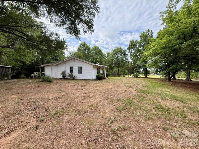 5059 Brown Creek Church Road, Wadesboro, NC 28170