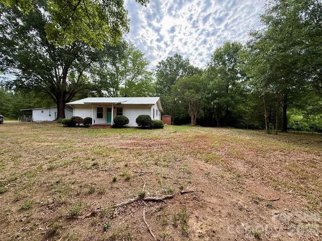 5059 Brown Creek Church Road, Wadesboro, NC 28170