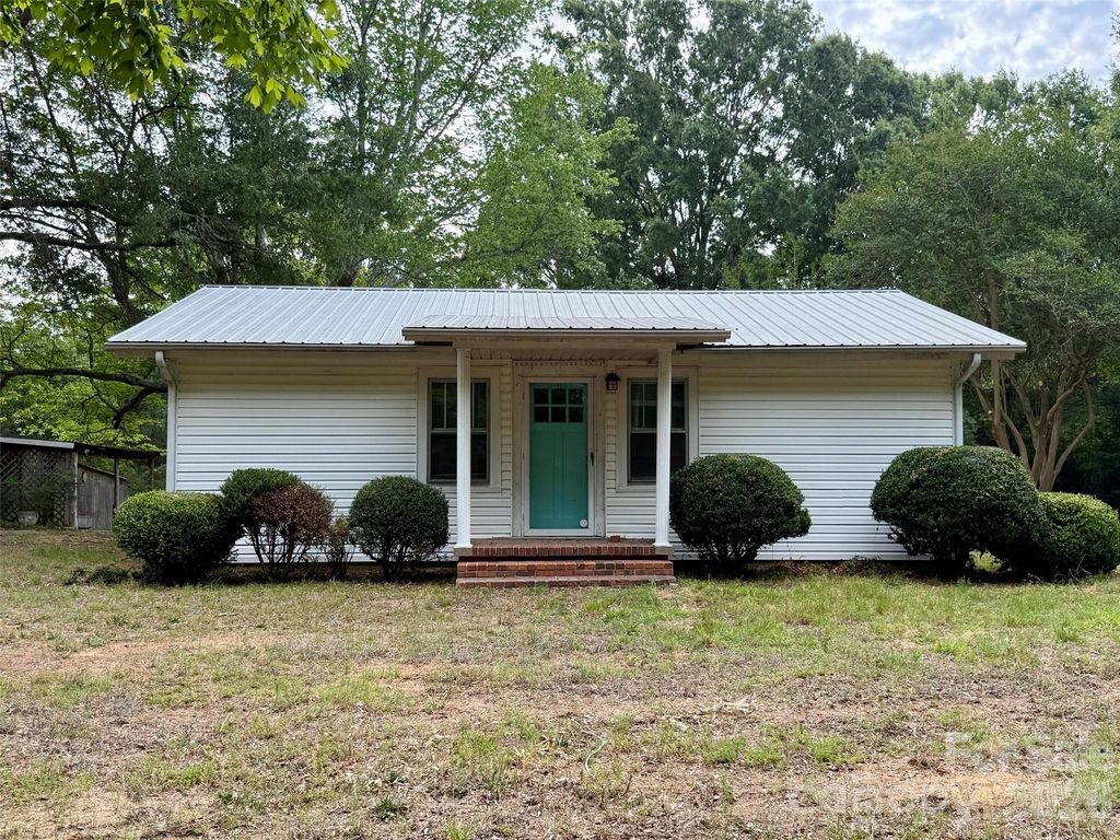 5059 Brown Creek Church Road, Wadesboro, NC 28170