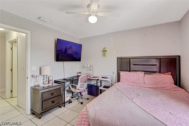 18330 Beauty Berry CT, Lehigh Acres, FL 33972