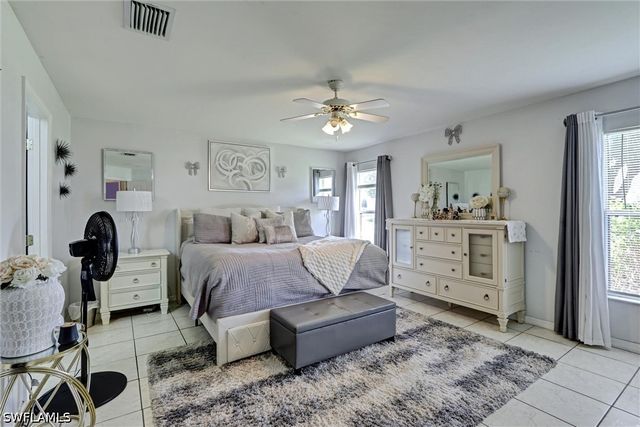 18330 Beauty Berry CT, Lehigh Acres, FL 33972
