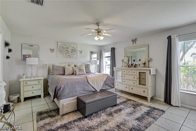 18330 Beauty Berry CT, Lehigh Acres, FL 33972