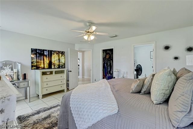 18330 Beauty Berry CT, Lehigh Acres, FL 33972