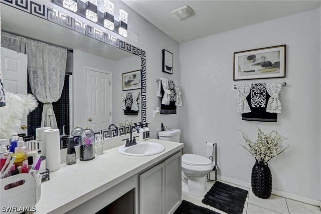 18330 Beauty Berry CT, Lehigh Acres, FL 33972