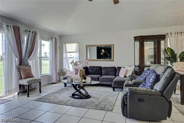18330 Beauty Berry CT, Lehigh Acres, FL 33972