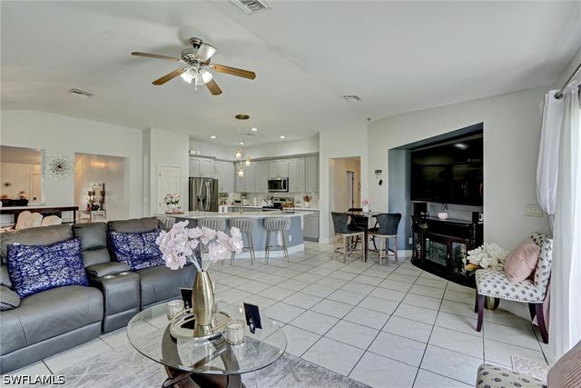 18330 Beauty Berry CT, Lehigh Acres, FL 33972