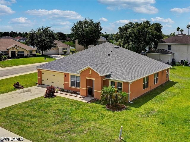 18330 Beauty Berry CT, Lehigh Acres, FL 33972