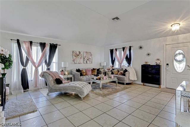18330 Beauty Berry CT, Lehigh Acres, FL 33972