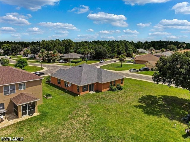 18330 Beauty Berry CT, Lehigh Acres, FL 33972