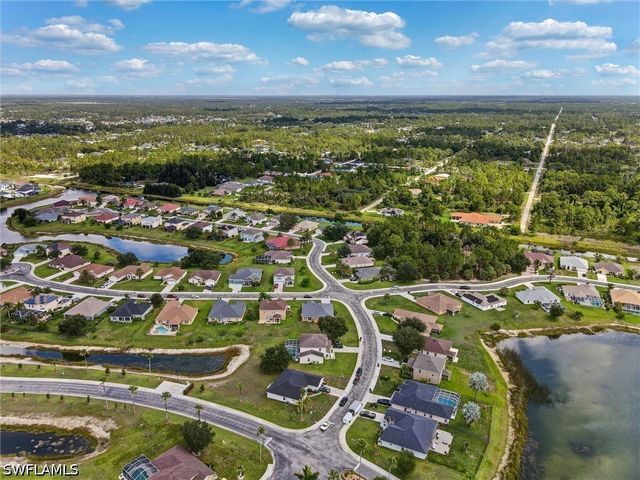 18330 Beauty Berry CT, Lehigh Acres, FL 33972
