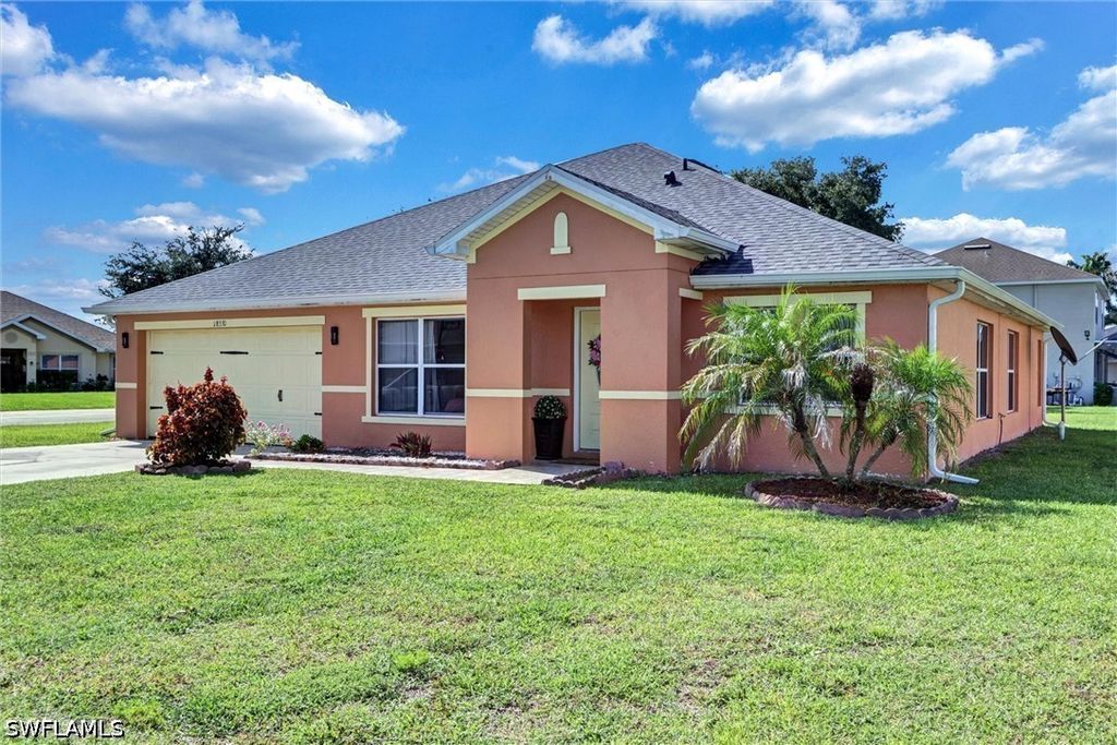 18330 Beauty Berry CT, Lehigh Acres, FL 33972