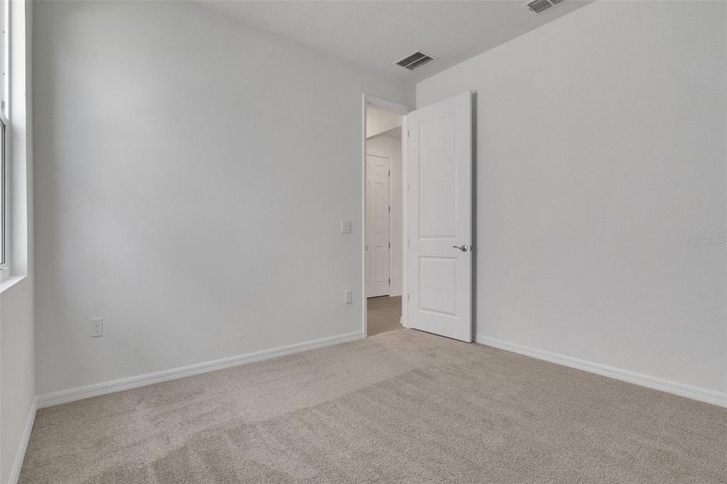 Image 10 of property listing at 17180 COTTONTAIL CIRCLE, Punta Gorda, FL 33982