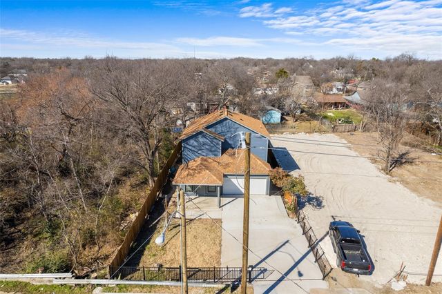 2211 E Ann Arbor Avenue, Dallas, TX 75216