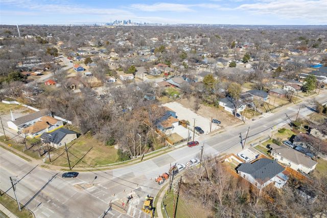2211 E Ann Arbor Avenue, Dallas, TX 75216