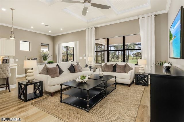 9248 Cormorant DR, Naples, FL 34120