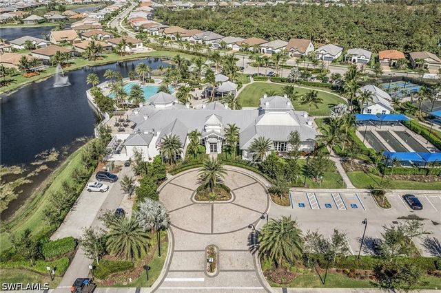 9248 Cormorant DR, Naples, FL 34120