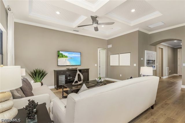 9248 Cormorant DR, Naples, FL 34120