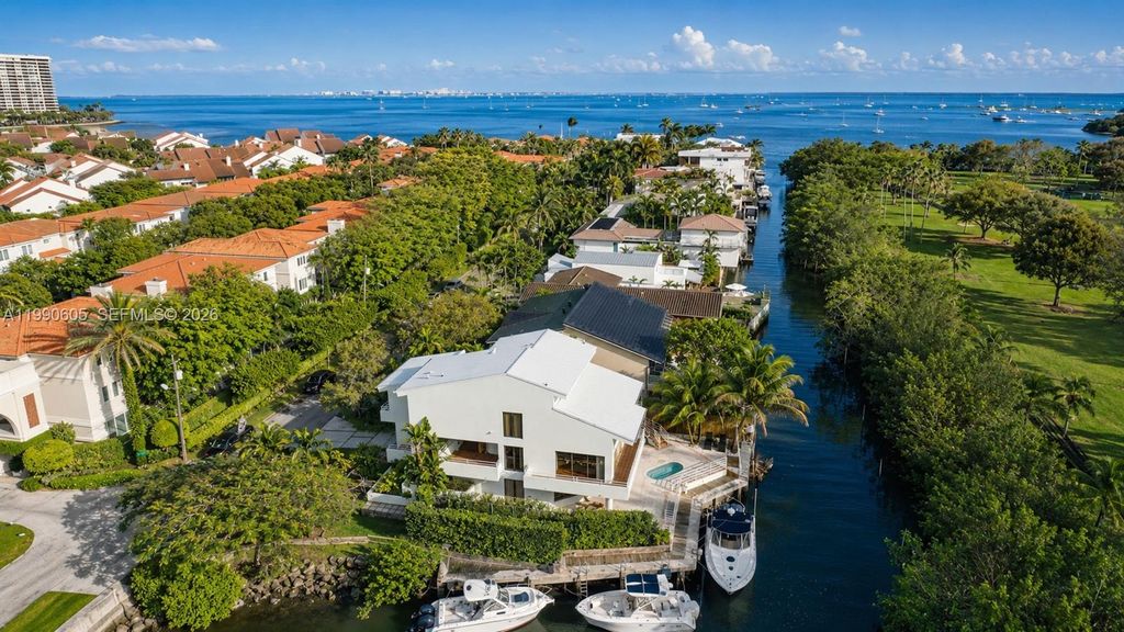 3520 Rockerman Road, Miami, FL 33133