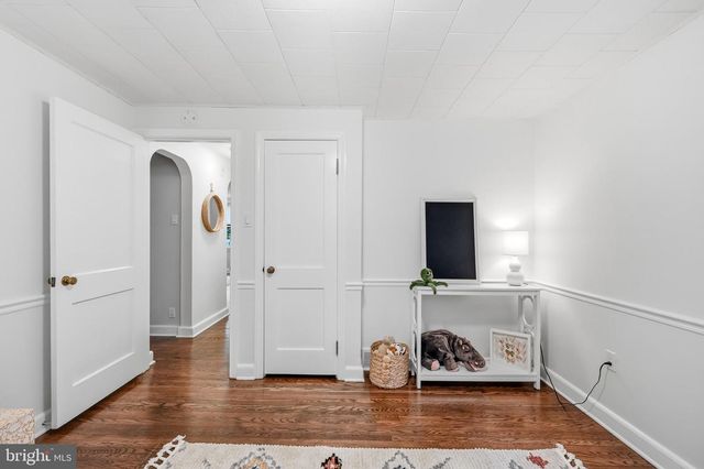 6 WHITMAN AVE, Cherry Hill, NJ 08002