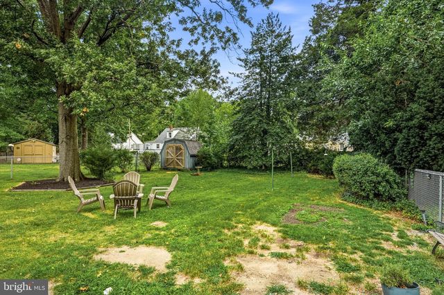 6 WHITMAN AVE, Cherry Hill, NJ 08002