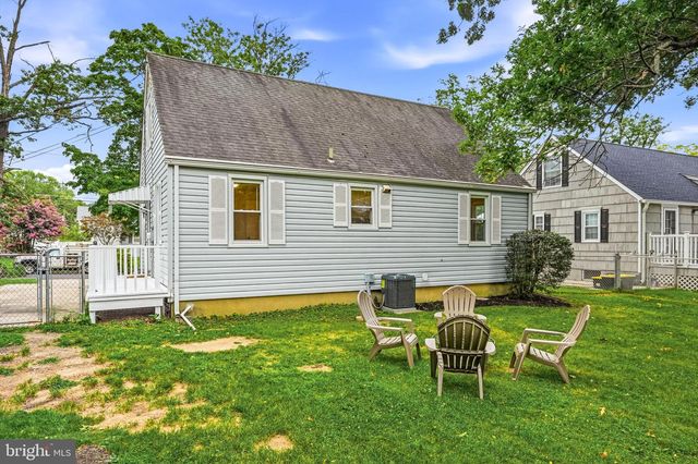 6 WHITMAN AVE, Cherry Hill, NJ 08002