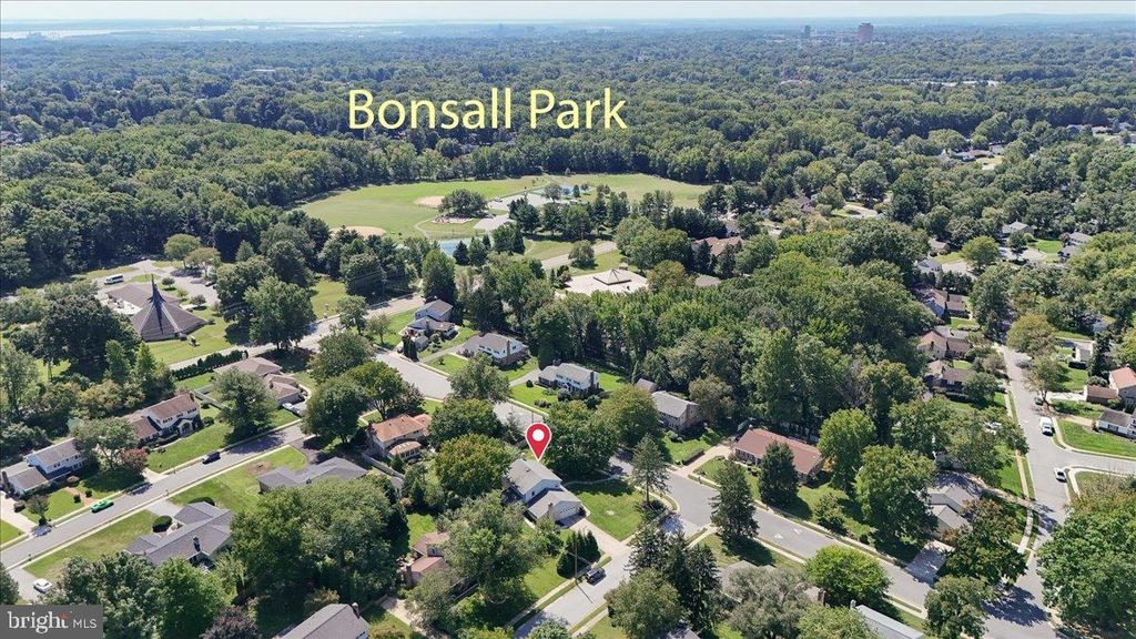2405 KINGMAN DR, WILMINGTON, DE 19810 — photo 3