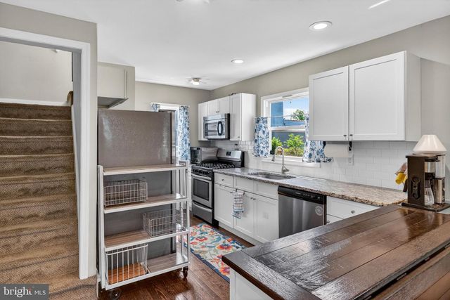 20 WASHINGTON AVE, Mount Ephraim, NJ 08059