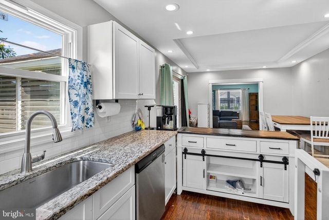 20 WASHINGTON AVE, Mount Ephraim, NJ 08059