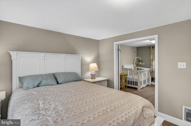 20 WASHINGTON AVE, Mount Ephraim, NJ 08059