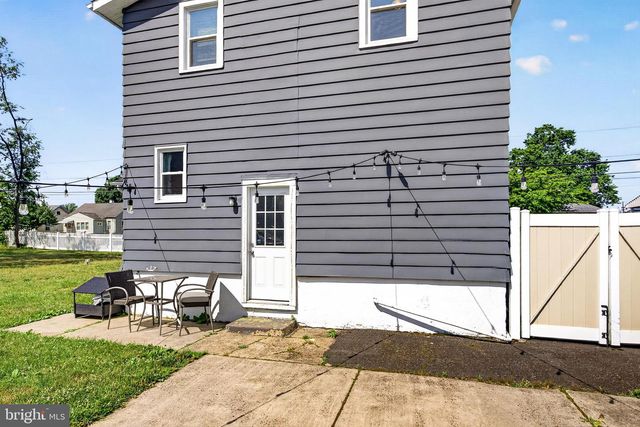 20 WASHINGTON AVE, Mount Ephraim, NJ 08059