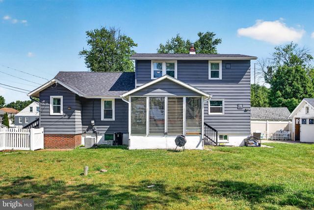 20 WASHINGTON AVE, Mount Ephraim, NJ 08059