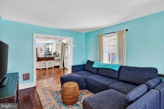 20 WASHINGTON AVE, Mount Ephraim, NJ 08059