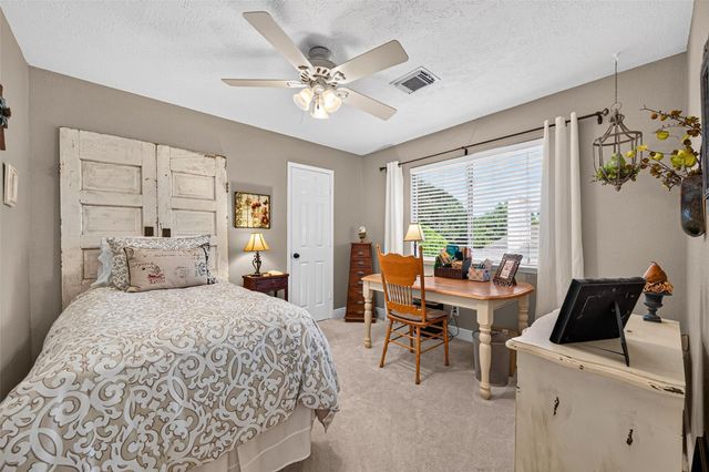 2907 Prairie Hill Court, Houston, TX 77059