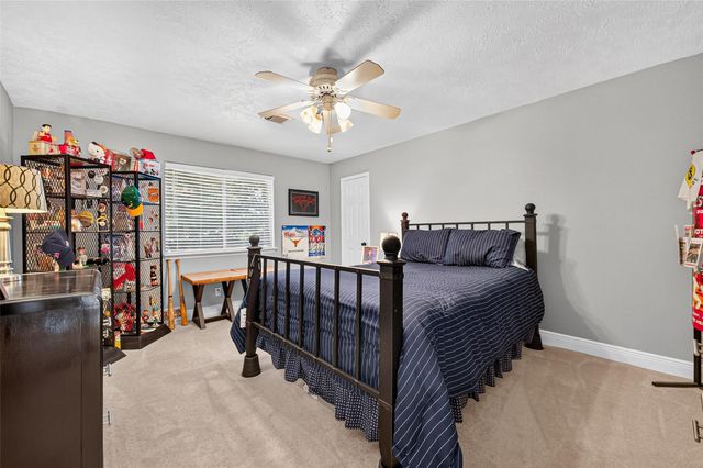 2907 Prairie Hill Court, Houston, TX 77059