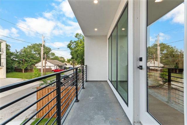 1505 Holly, Dallas, TX 75204
